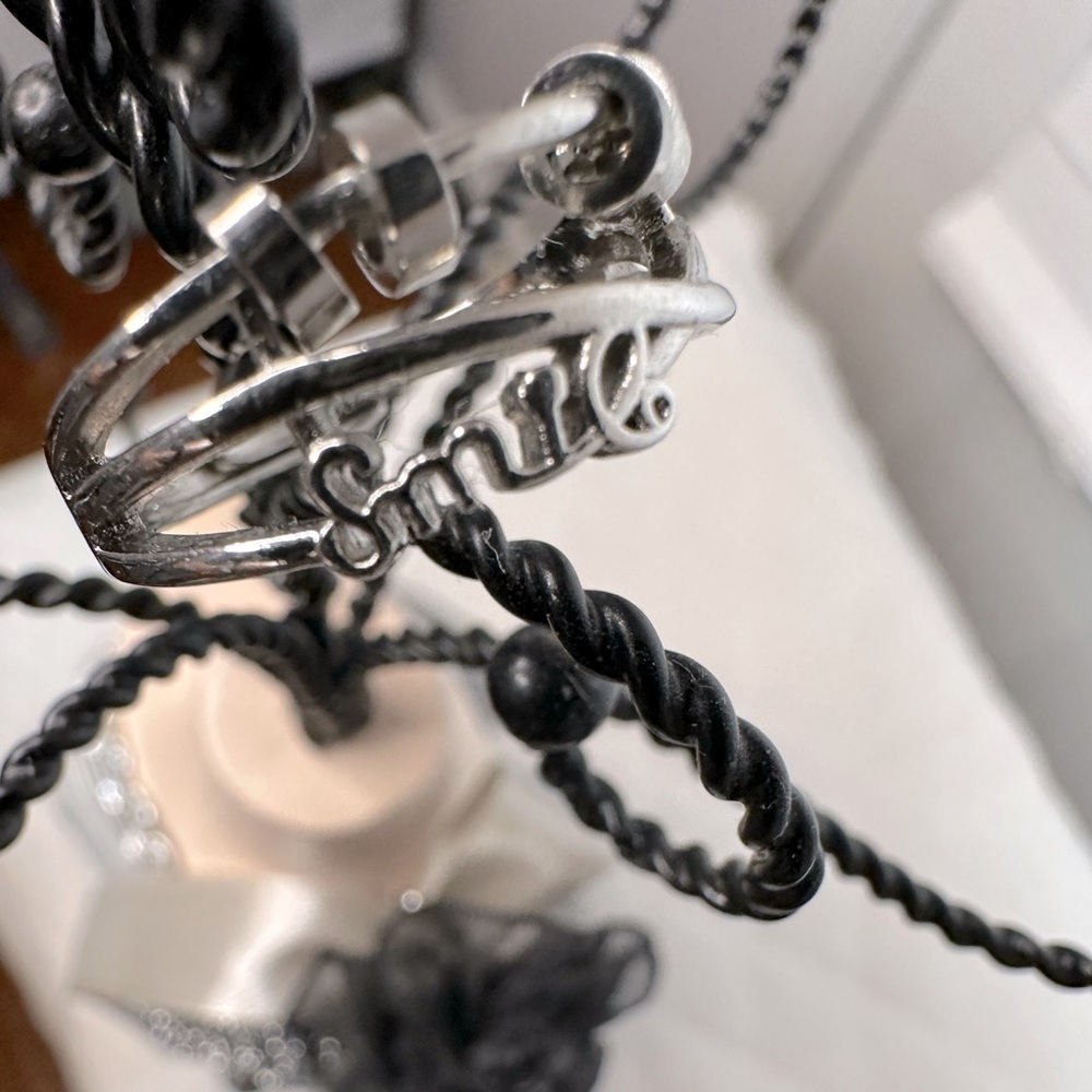 Womens Finger Ring Band Ring Size 7 Elegant Silver Tone Jewelry With Word Smile